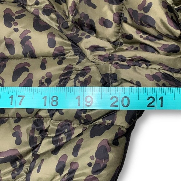 Leopard Puffer Jacket Quilted Narrow Channel Women's Small - Picture 12 of 14